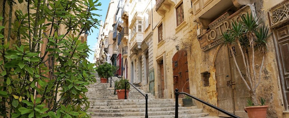 Spend the perfect holiday weekend in Valletta walking around these beautiful streets