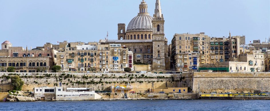 beaches in Valletta